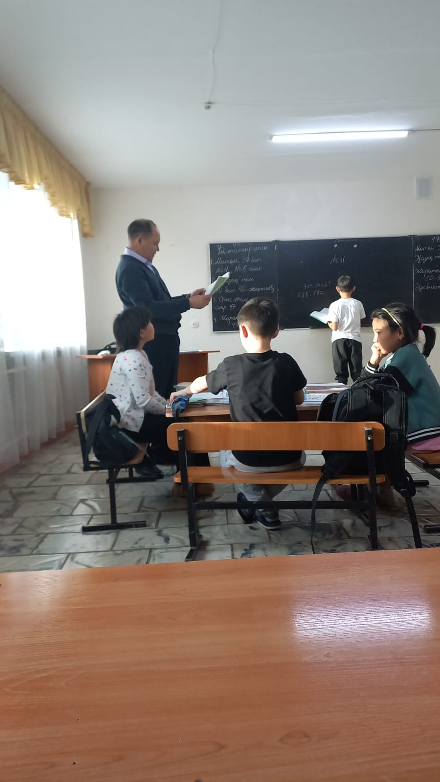 "Тəрбиешінің кəсіби өсуі: білім сапасына ықпалы бар ма?" жобасы